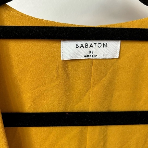 Babaton Short Sleeve Wrap Dress Size XS - Picture 2 of 6